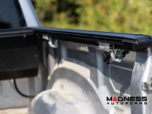 Dodge Ram 1500 Bed Cover - Retractable - Powered - 5'7" Bed Dodge Ram 1500 Bed Cover - Retractable - Powered - 5'7" Bed